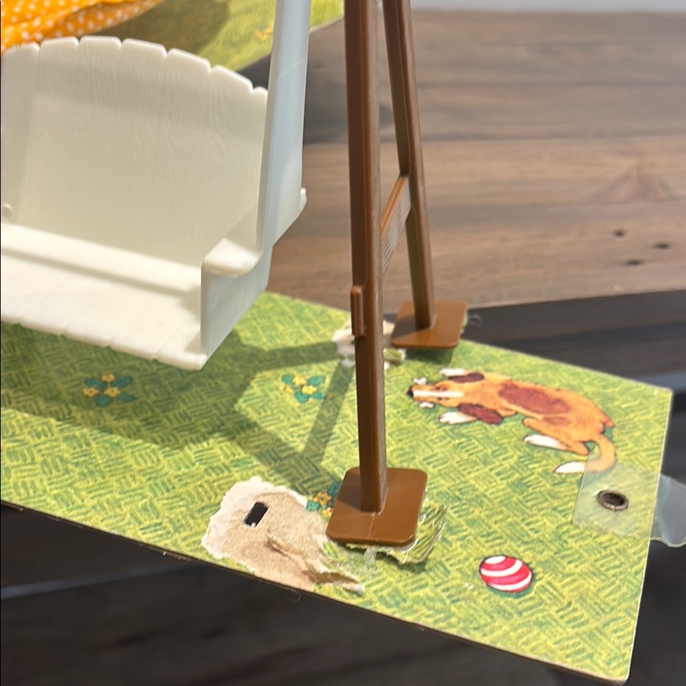 Holly Hobbie Gazebo Playset with Doll - Picture 3 of 9